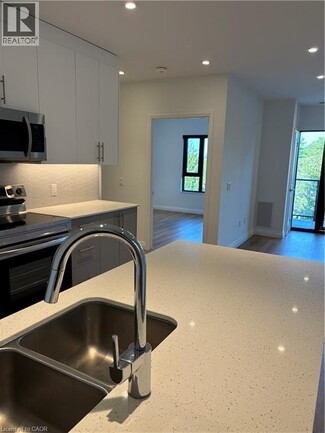 Building Photo - 525 New Dundee Rd