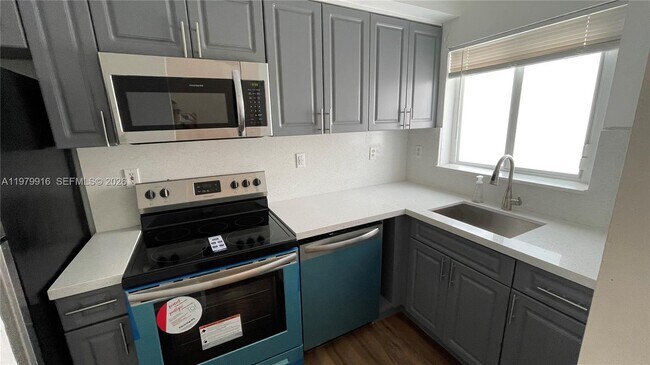 Foto del edificio - 209 Northwest Dr