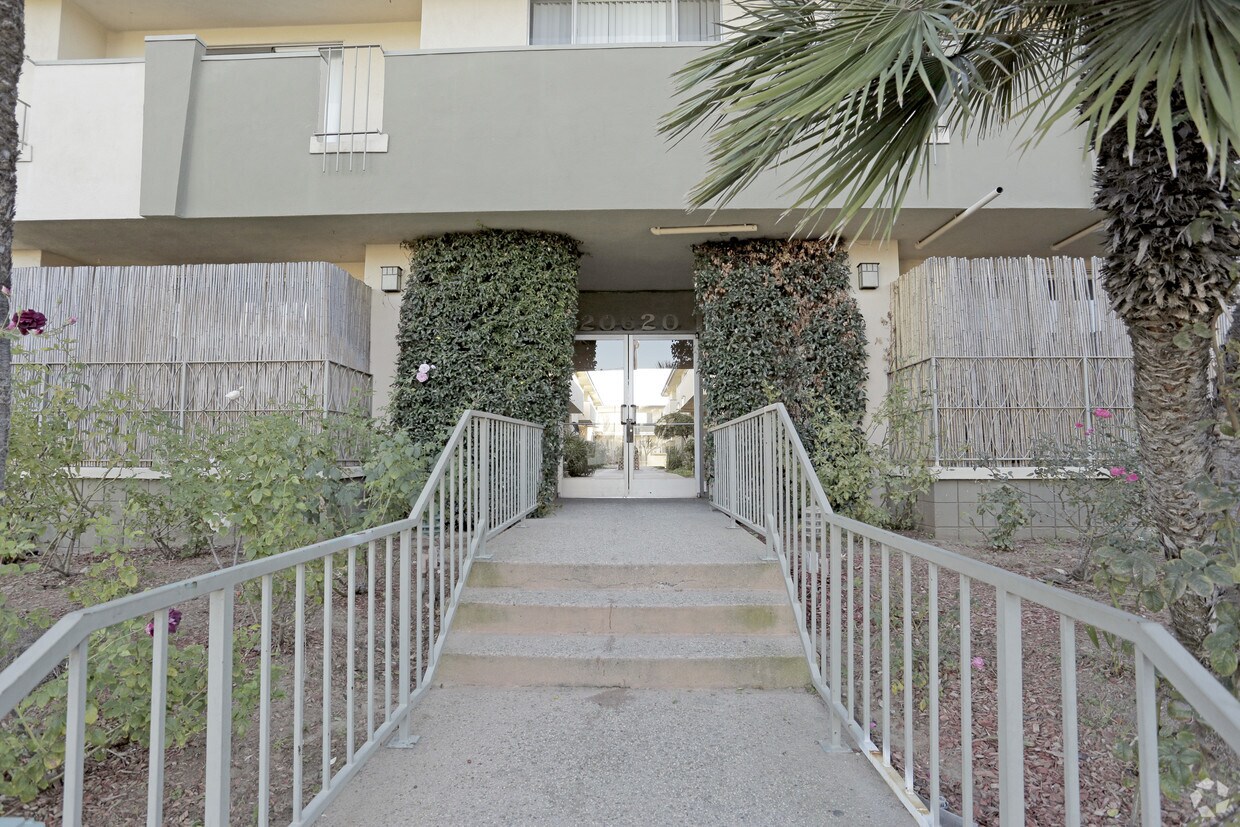Foto del edificio - Anza North Apartments