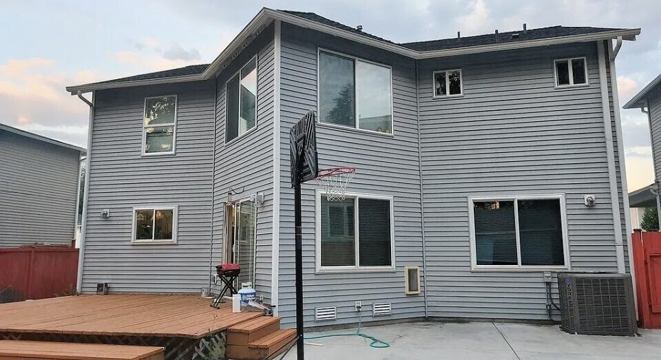 Primary Photo - 18033 168th Way SE