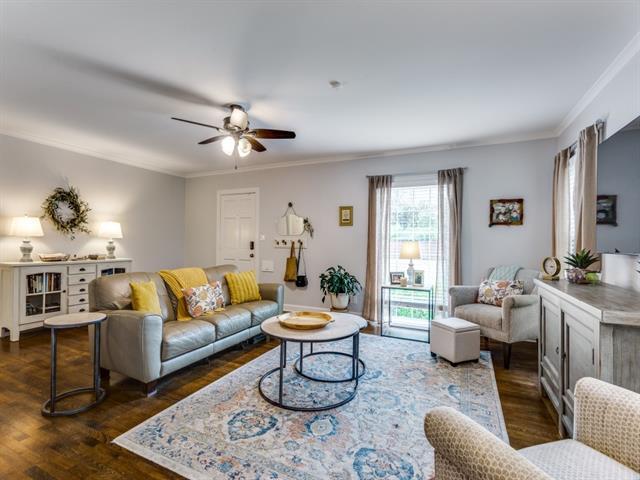 Foto del edificio - 3417 Stadium Dr