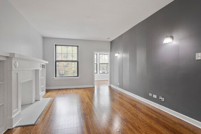 Foto del edificio - 7700 N Marshfield Ave
