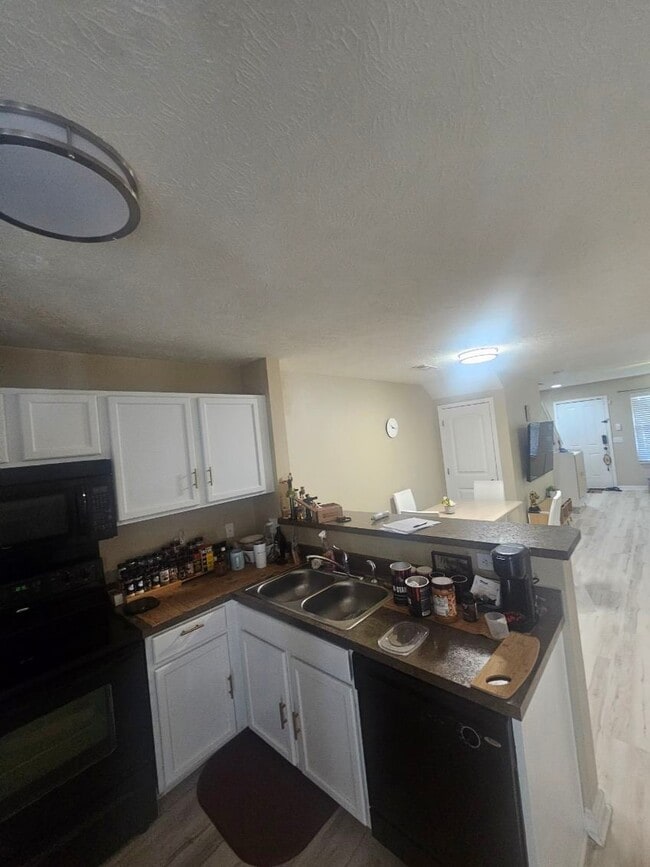 Photo - 572 Bradburn Village Cir Townhome