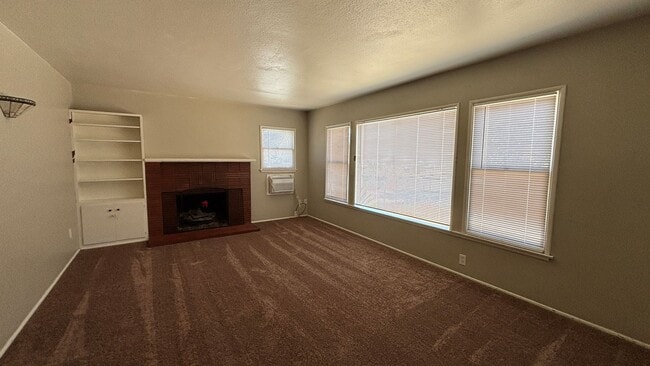 Building Photo - 40565 Stetson Ave
