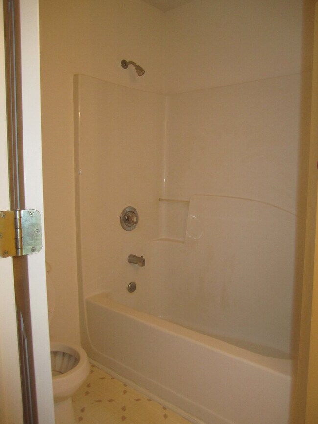 Building Photo - 151 Dallas Rd