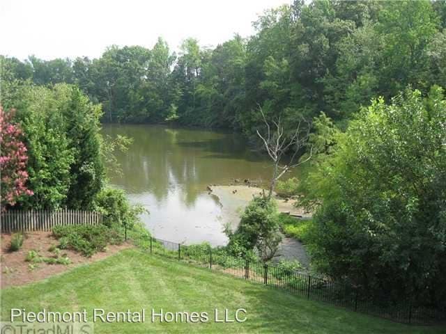 Building Photo - 3003 Starmount Farms Dr