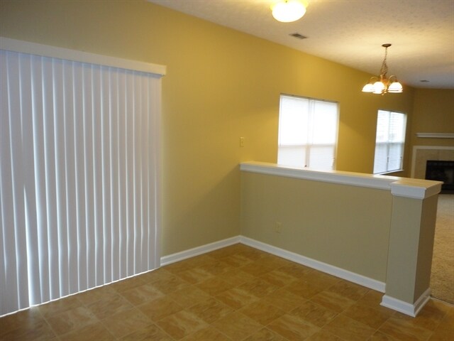 Building Photo - 3528 Fredricksburg Drive