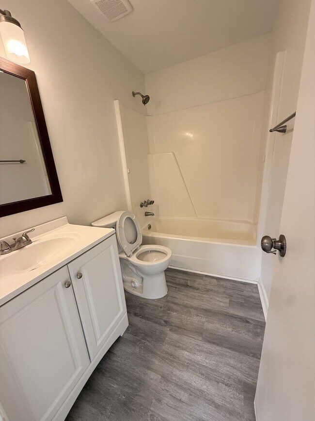 Foto del edificio - 3775 Chimney Creek Dr