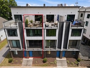 Building Photo - 211 Bass St SW