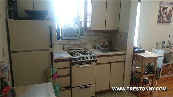 Foto del edificio - 328 E 95th St