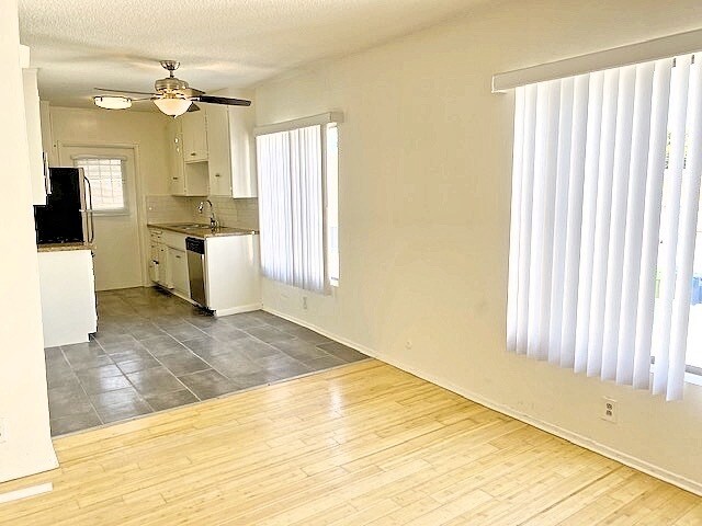 Building Photo - 2621 Chariton St