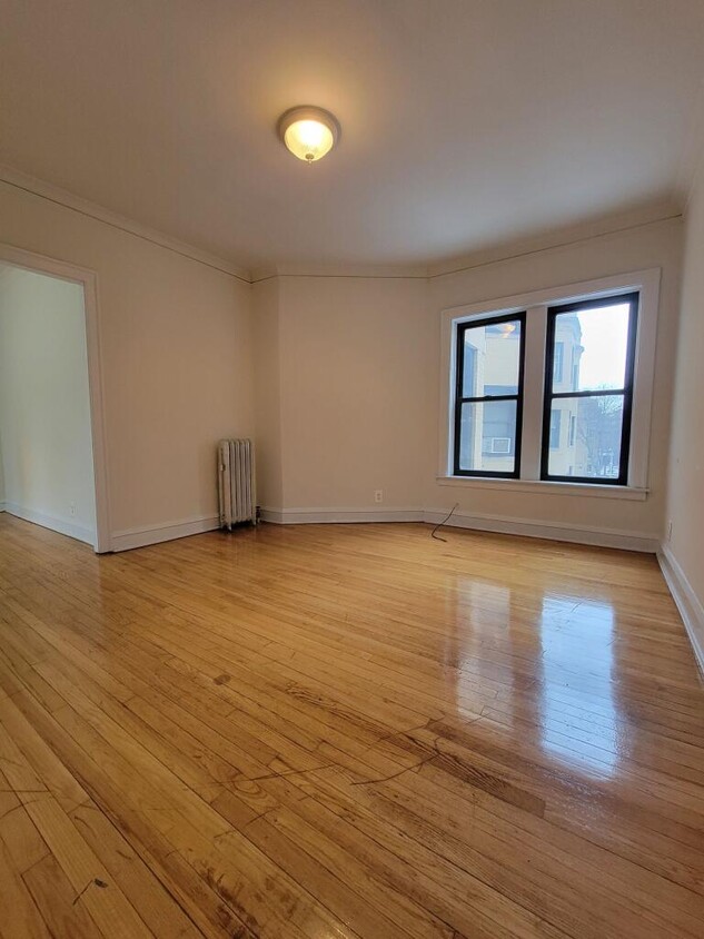 3923 N Pine Grove Ave Unit 3s, Chicago, IL 60613 - Apartments in ...