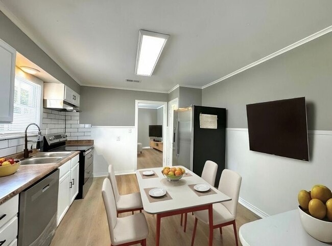 Foto del edificio - 4106 Texas Blvd