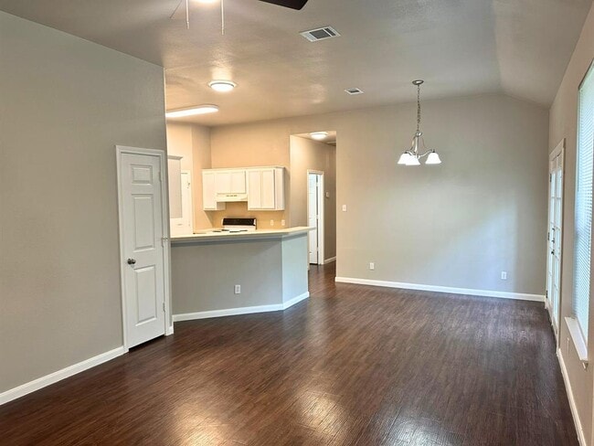 Building Photo - 1503 Cedar Park Dr