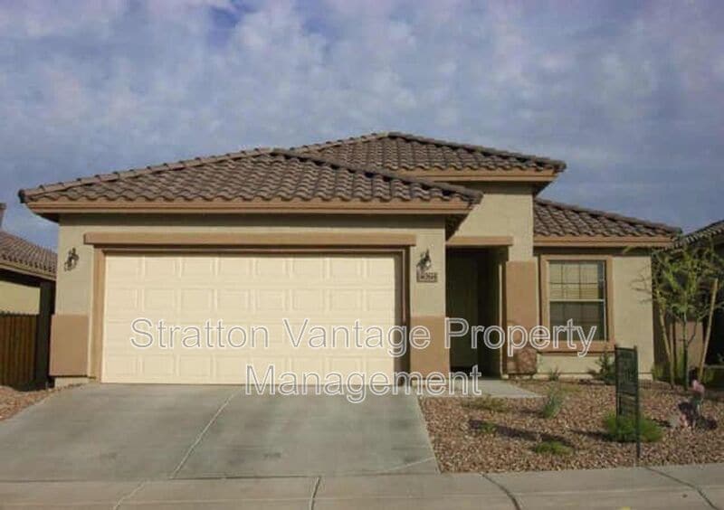 Primary Photo - 40814 N Trailhead Way