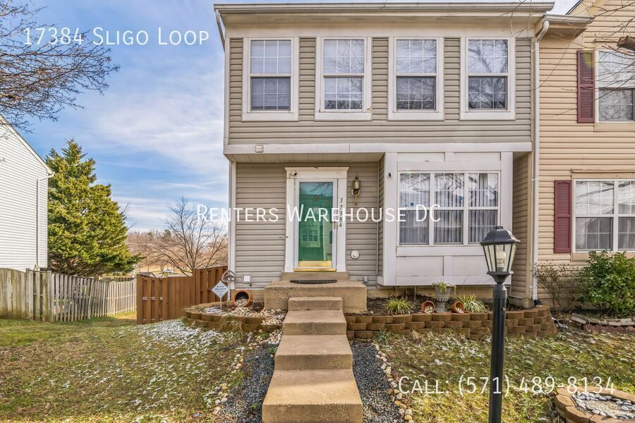 Primary Photo - Welcome to this lovely 3Bd/3.5Bth townhome...