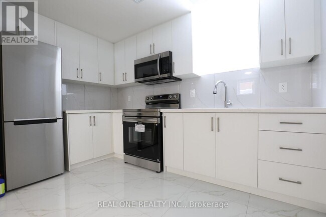 Photo du bâtiment - 4499 Radisson Crescent