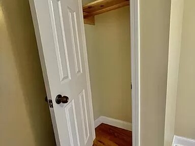 Building Photo - 170 S Broadway