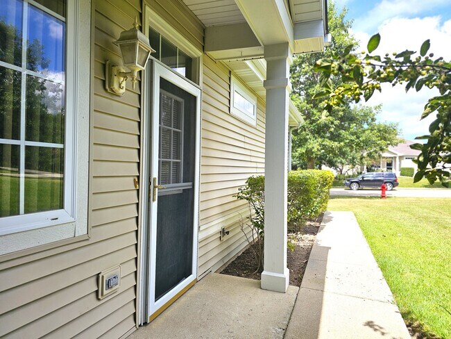 Foto del edificio - 1547 Remington Ln