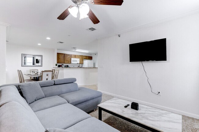 Foto del edificio - 7323 Snowden Rd