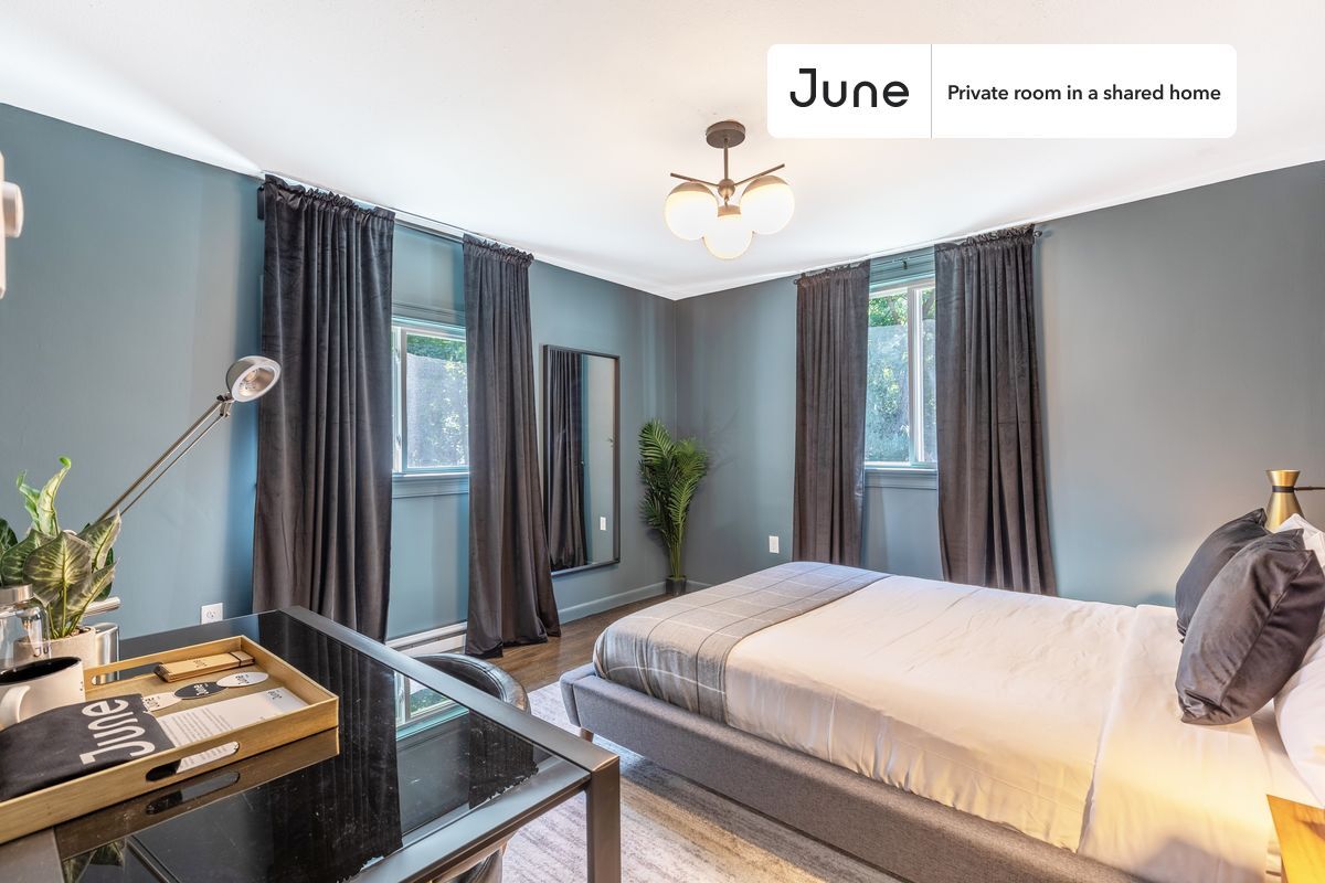 Room in Shared 6 bed/4 bath home - Room in Shared 6 bed/4 bath home