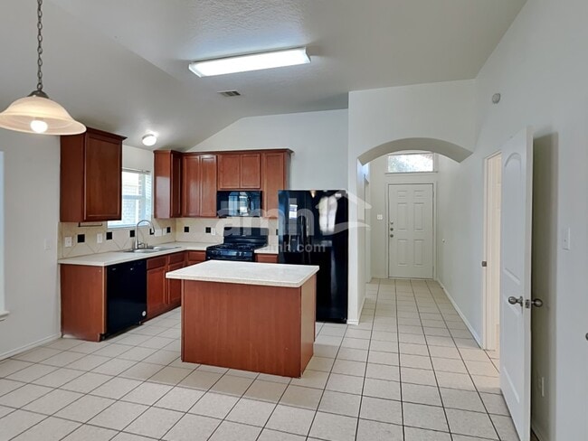 Foto del edificio - 21515 Rose Mill Dr