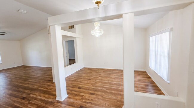 Foto del edificio - 1481 SW Algardi Ln