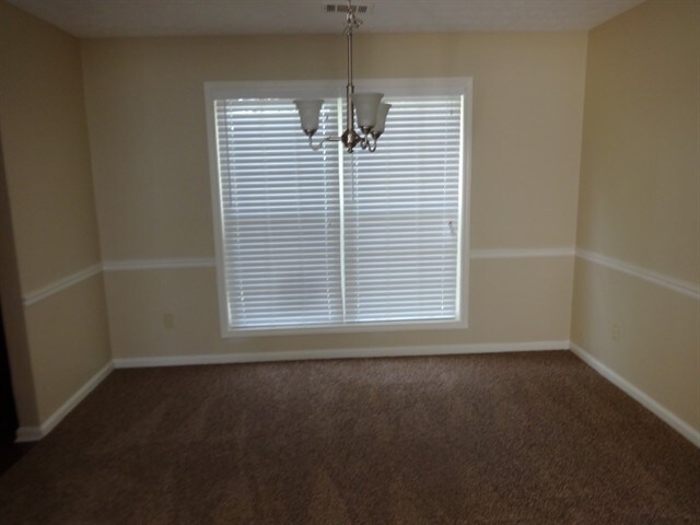 Building Photo - 201 Oak Vista Court
