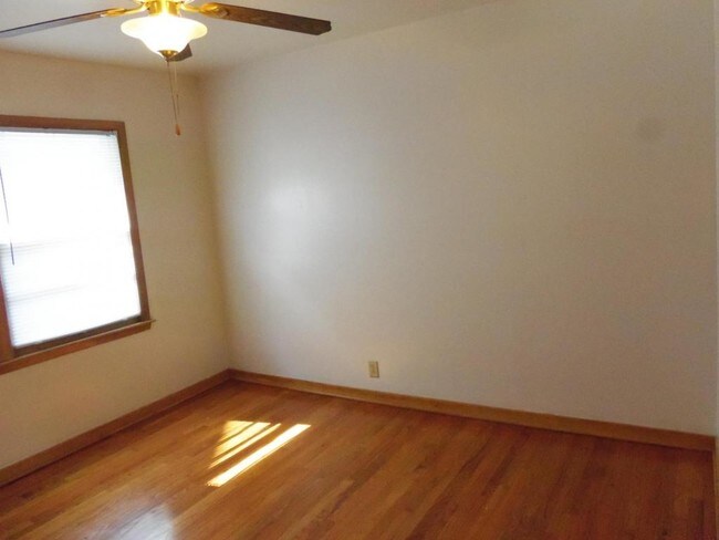 Building Photo - 1418 B Street, #1418