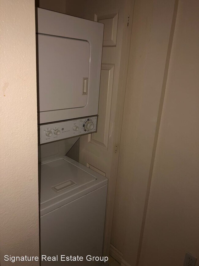 Foto del edificio - 1 br, 1 bath House - 43 E. Agate #401