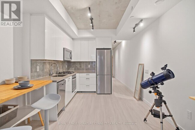 Photo du bâtiment - 195 McCaul St