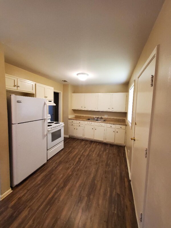 Foto del edificio - 154 Country Club Cir