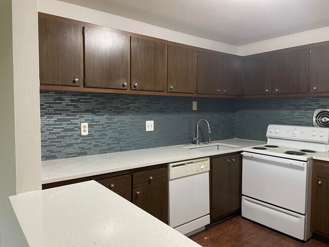 Foto del edificio - 1315 E Elmdale Ct
