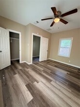Building Photo - 516 Hurst Pl