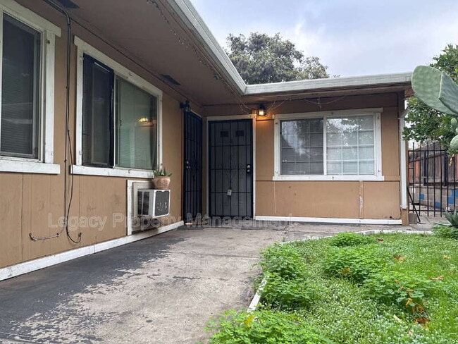 Foto del edificio - 3715 46th Ave