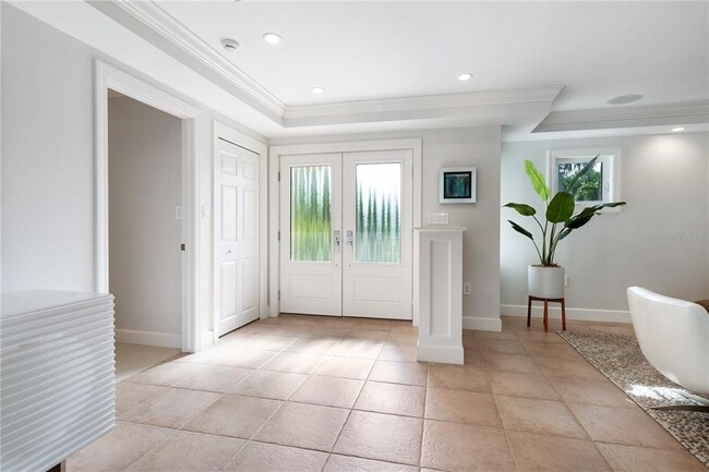 Building Photo - 606 Owl Way