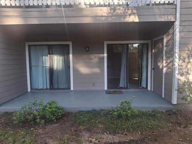 Building Photo - 14911 Wunderlich Dr