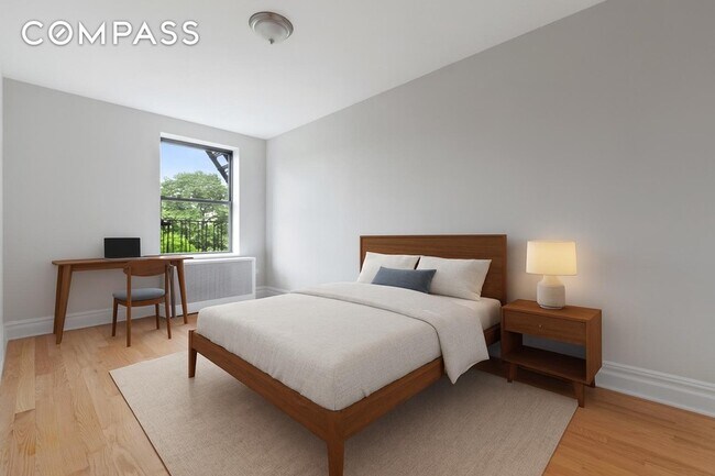 Foto del edificio - 690 Riverside Dr