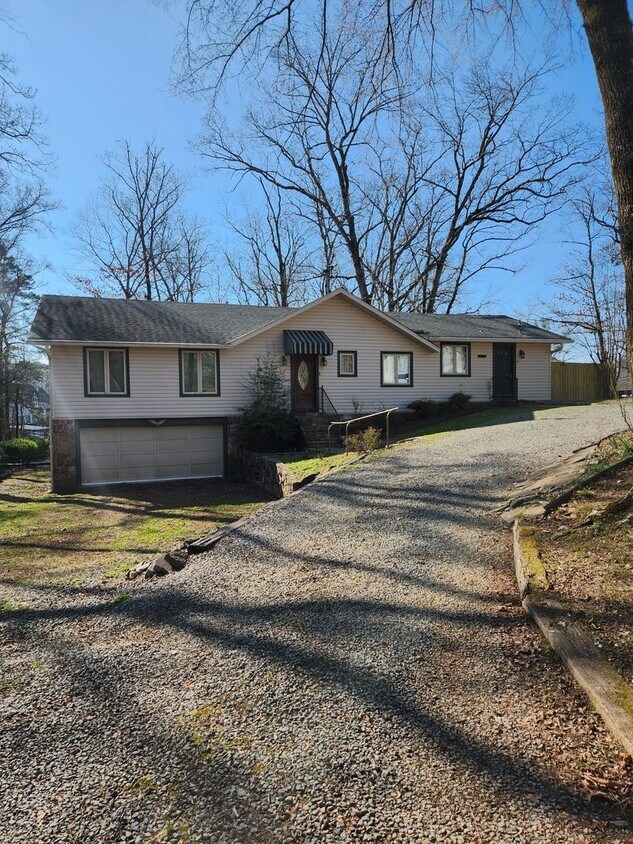 Primary Photo - 2 Bedroom 2 Bathroom with study / office
