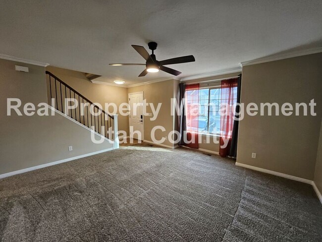 Building Photo - Provo Townhome With Finished Basement