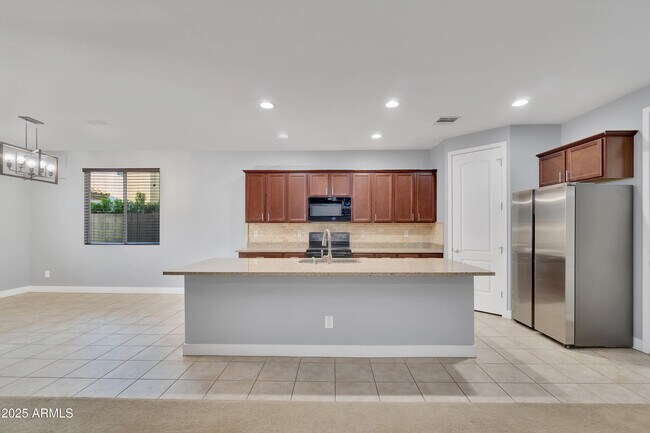 Building Photo - 9766 E Palladium Dr