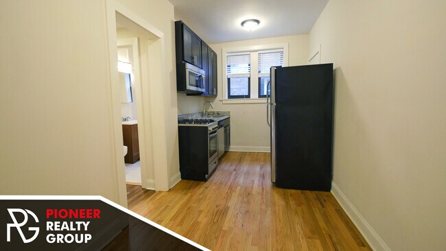 Foto del edificio - 4032 N Ashland Ave