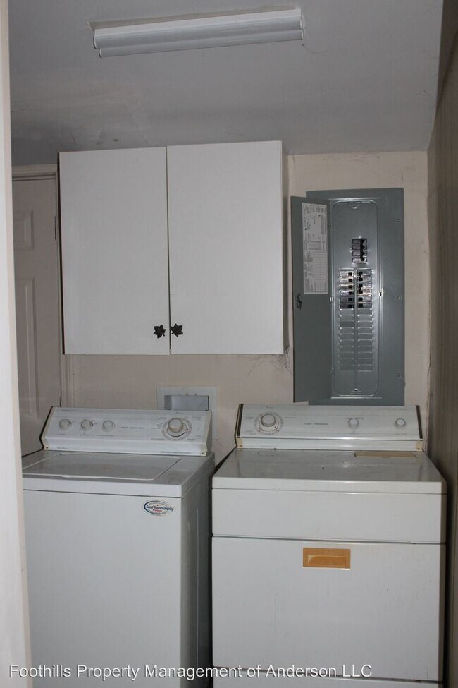 Building Photo - 1 br, 1 bath House - 1808 A Edgewood Ave