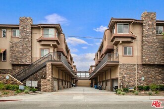 Building Photo - 5241 Colodny Dr