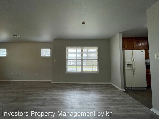 Building Photo - 3 br, 2 bath House - 2226 N.33rd Street
