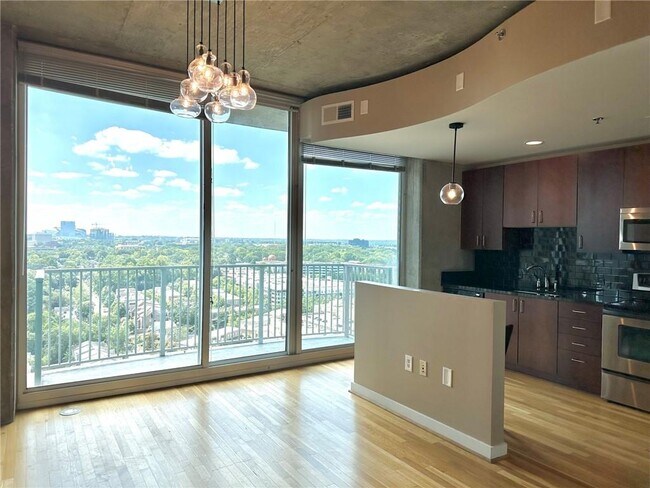 Foto del edificio - 361 17th St NW