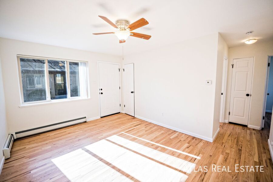 Primary Photo - NEWLY RENOVATED - Beautiful 2bed, 1bath in...