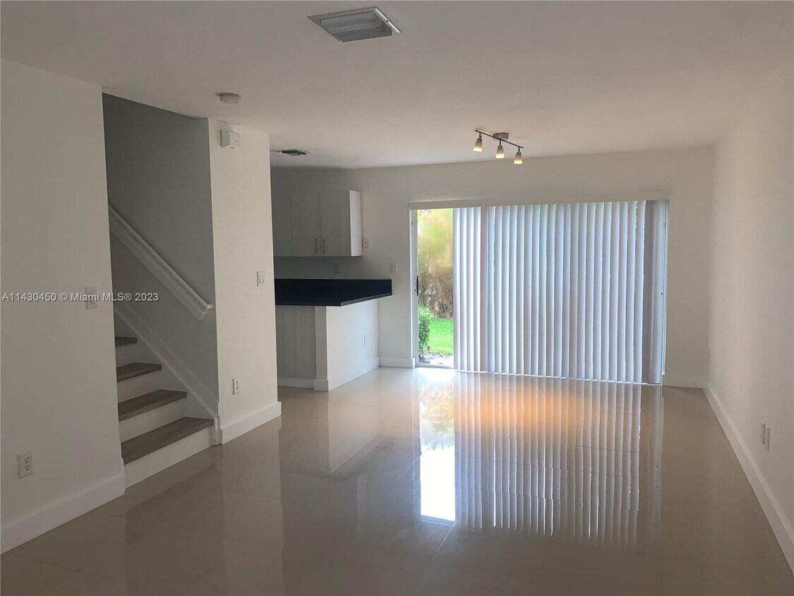 17042 NW 22nd St, Pembroke Pines, FL 33028 Townhome Rentals in