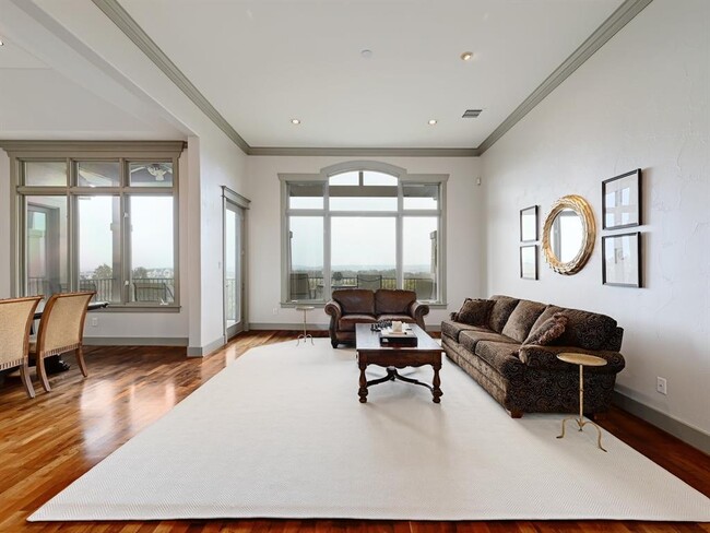 Building Photo - 2300 Barton Creek Blvd