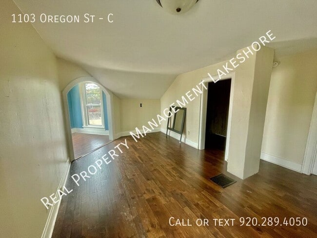 Building Photo - 1103 Oregon St